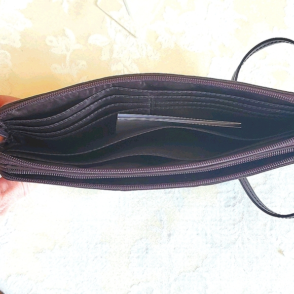 NWT Coach Wallet/Wristlet - Picture 5 of 8